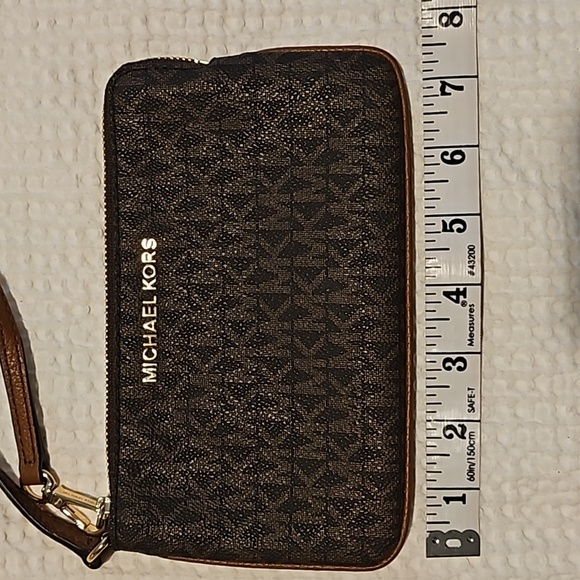 Michael Kors Wristlet - Picture 8 of 11